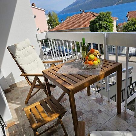 Apartment Mimi Herceg Novi Exteriör bild